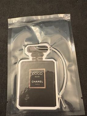 Fashion Black Scented Air Freshener